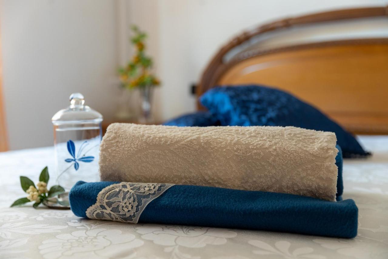 Casa Vacanze Maria ボーザ エクステリア 写真
