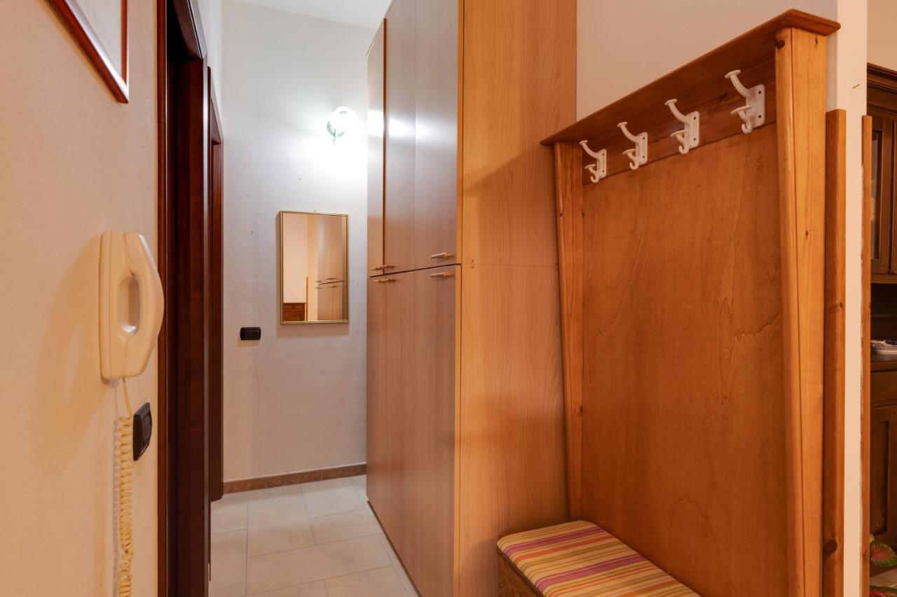 Casa Vacanze Maria ボーザ エクステリア 写真